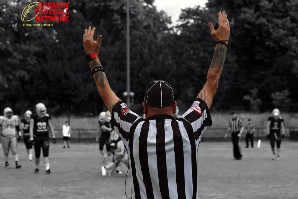 Touchdown, Referee, American Football, ELF, European League of Football, AFVD, American Football Verband Deutschland, GLF, German Football League, GFL2