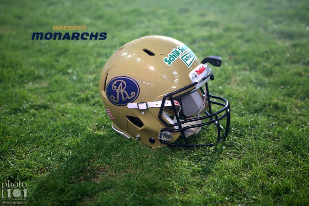 Helmet Dresden Monarchs, American Football, AFVD, American Football Verband Deutschland, GFL, German Football League,