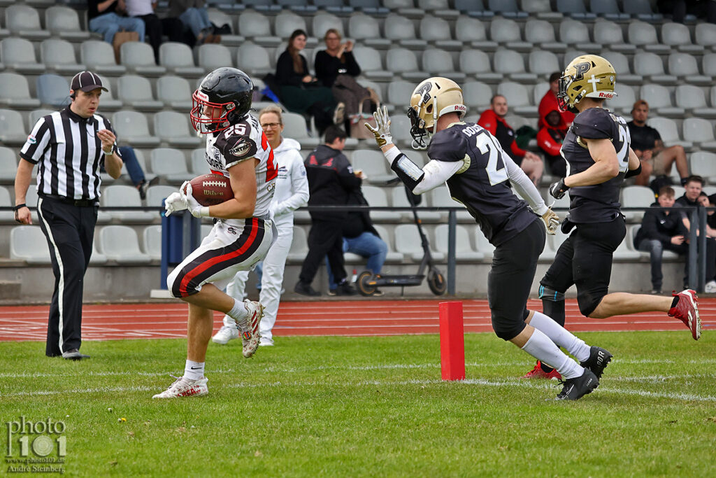 Düsseldorf Panther, Paderborn Dolphins, American Football, AFVD, American Football Verband Deutschland, GFL, German Football League, German Football Network, Photo101