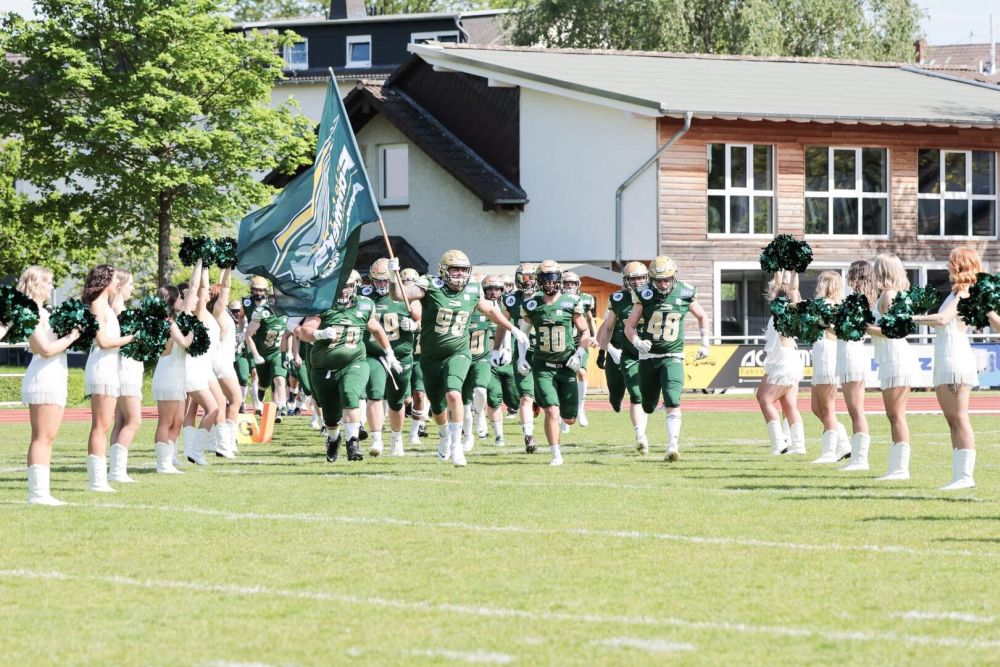 Fighting Farmers Montabaur, Regensburg Phoenix American Football, AFVD, American Football Verband Deutschland, GFL, German Football League, German Football Network,