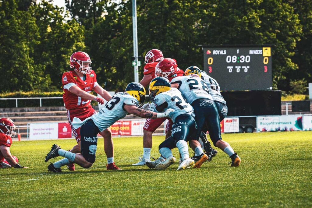 Hildesheim Invaders, Potsdam Royals, Football, AFVD, American Football Verband Deutschland, GFL, German Football League, German Football Network,