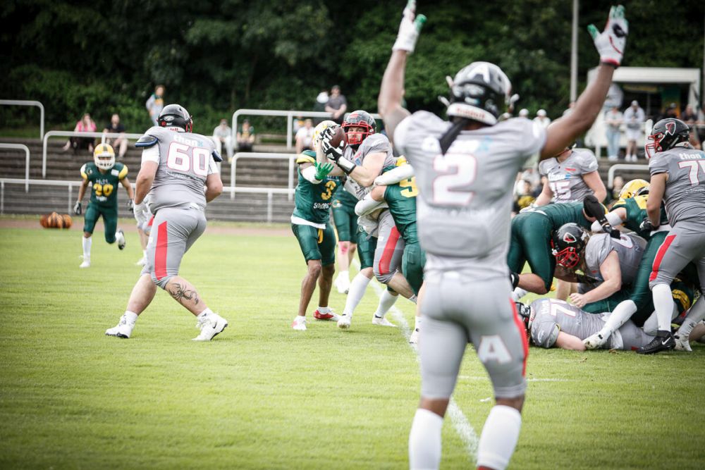 Solingen Paladins, Cologne Crocodiles, American Football, AFVD, American Football Verband Deutschland, GFL, German Football League, German Football Network,