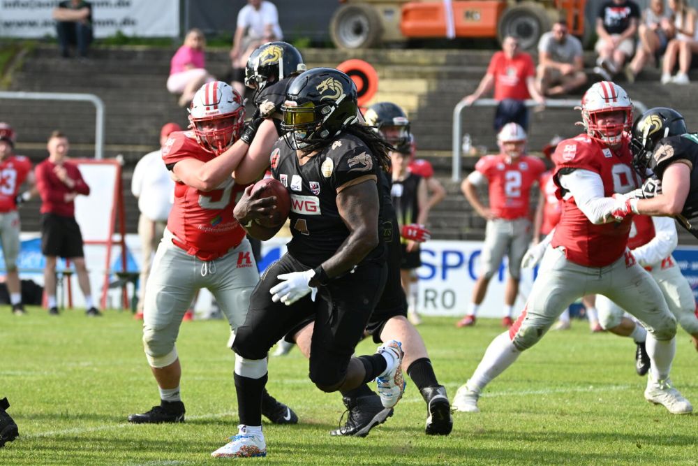 Gießen Golden Dragons, American Football, AFVD, American Football Verband Deutschland, GFL, German Football League, German Football Network,