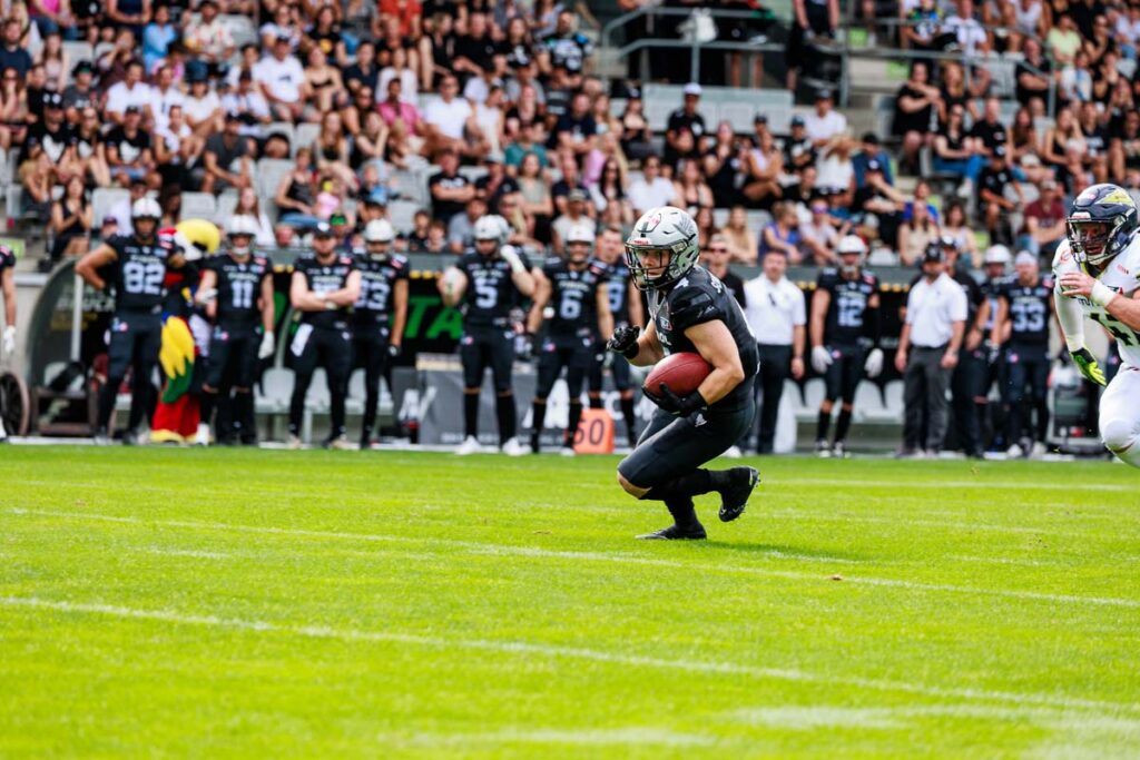 Raiders Tirol, Stuttgart Surge, American Football, ELF, European League of Football, German Football Network