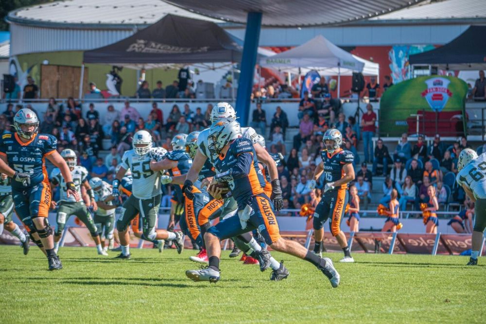 Rostock Griffins, Bielefeld Bulldogs, American Football, AFVD, American Football Verband Deutschland, GFL, German Football League, GFL2, Regionalliga, German Football Network,