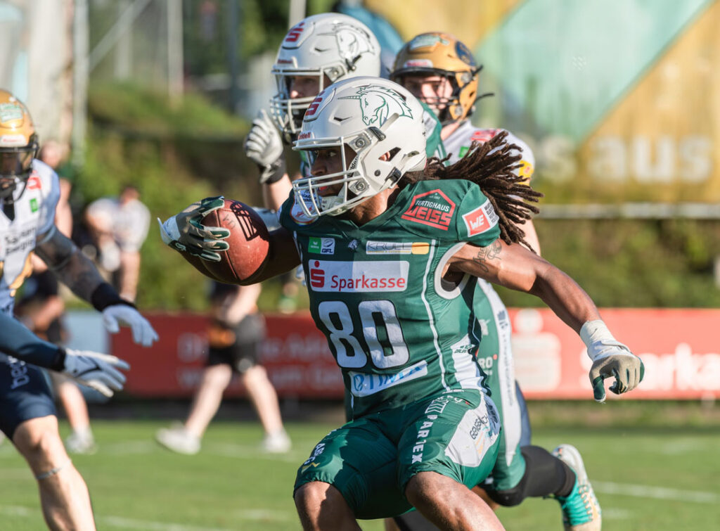 Schwäbisch Hall Unicorns, Dresden Monarchs, American Football, AFVD, American Football Verband Deutschland, GFL, German Football League, German Football Network,