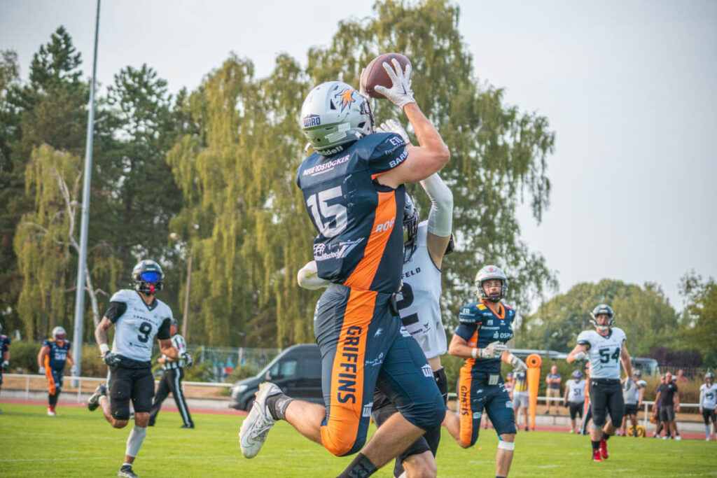 Rostock Griffins, Langenfeld Longhorns, American Football, AFVD, American Football Verband Deutschland, GFL, German Football League, GFL2, Regionalliga, German Football Network,