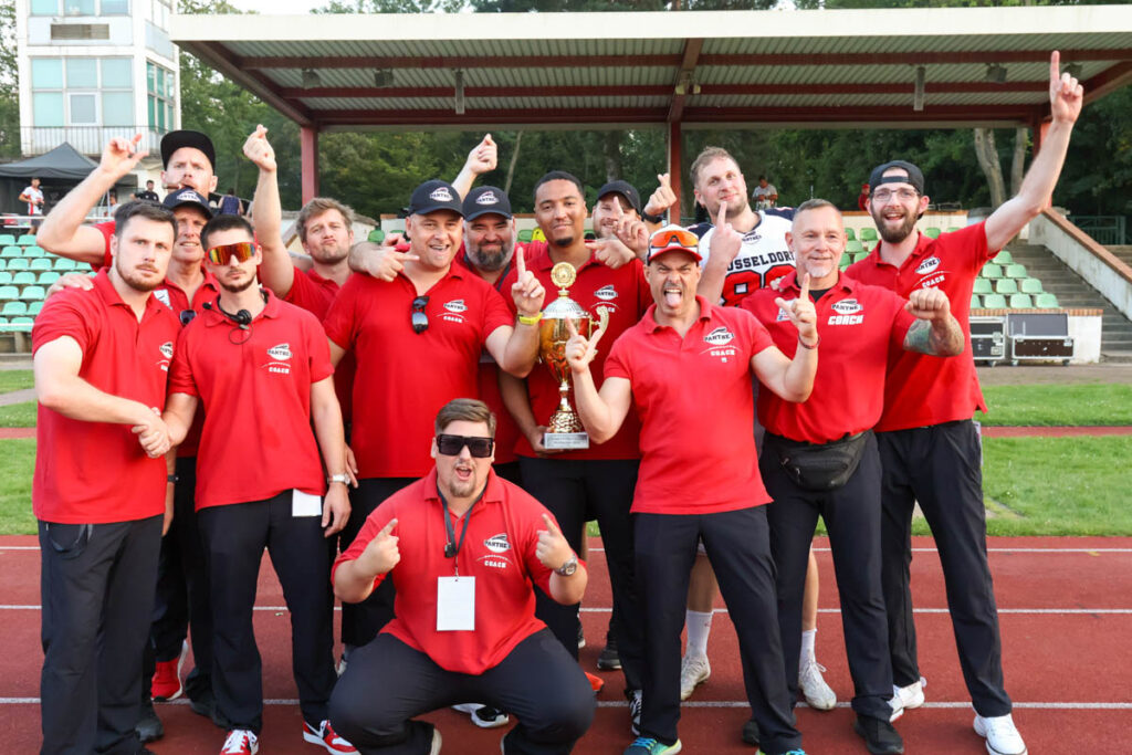 Düsseldorf Panther, Cottbus Crayfish, American Football, AFVD, American Football Verband Deutschland, GFL, German Football League, GFL2, Regionalliga, German Football Network,