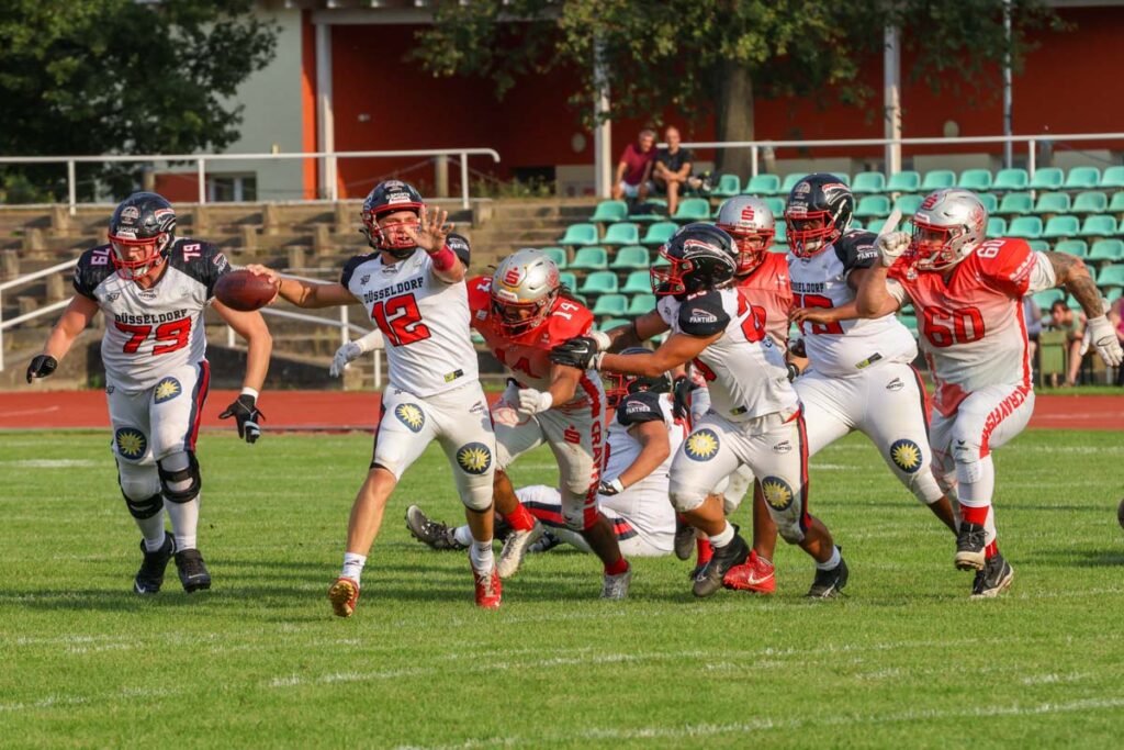 Düsseldorf Panther, Cottbus Crayfish, American Football, AFVD, American Football Verband Deutschland, GFL, German Football League, GFL2, Regionalliga, German Football Network,