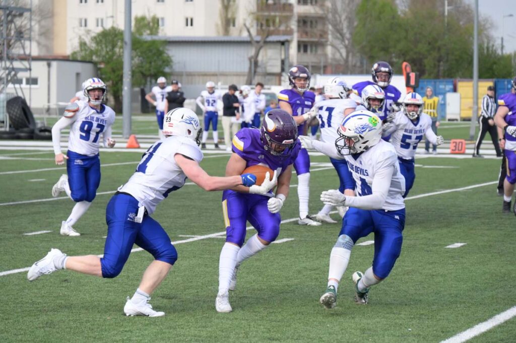 German Football Network, GFN, Vienna Vikings II, Cineplexx Blue Devils, German Football League, AFVD, GFL, DFFL, AFBÖ, AFLE, EFA, ELF, American Football, NFL, Football is family