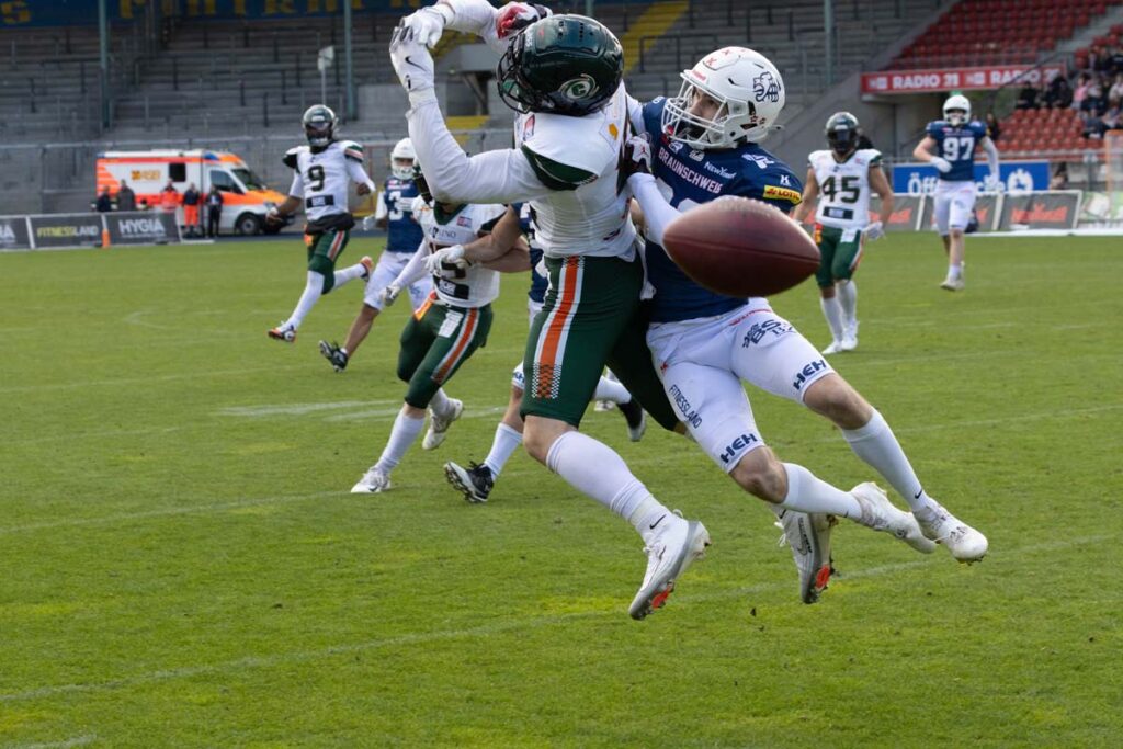Braunschweig Lions, Kiel Baltic Hurricanes, German Football Network, GFN, German Football League, AFVD, GFL, DFFL, AFBÖ, AFLE, EFA, ELF, American Football, NFL, Football is family