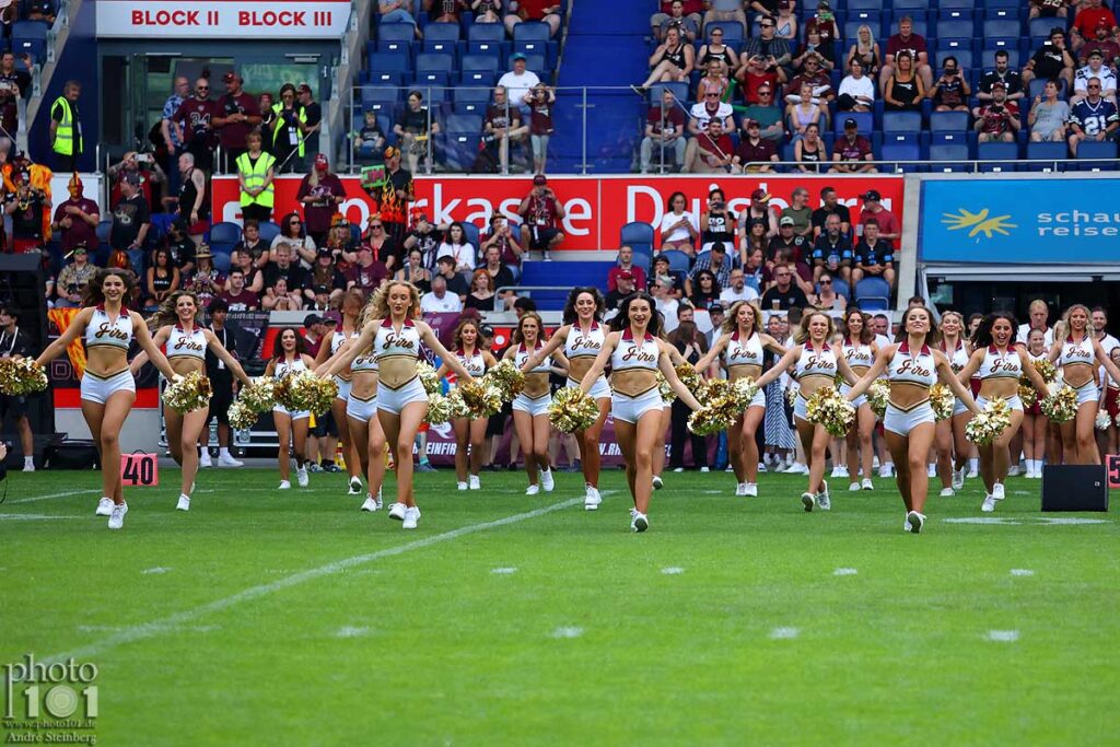 Rhein Fire Cheerleaders, German Football Network, GFN, German Football League, AFVD, GFL, DFFL, AFBÖ, AFLE, EFA, ELF, American Football, NFL, Football is family, Photo101